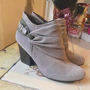 Andrew Geller Taupe / Gray / Brown / Booties, size 6.5